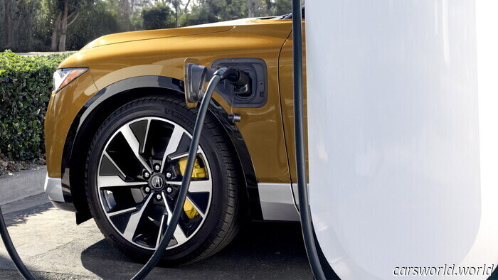 Un adaptador barato desbloquea una gran ventaja para los propietarios de vehículos eléctricos de Acura y Honda | Carscoops